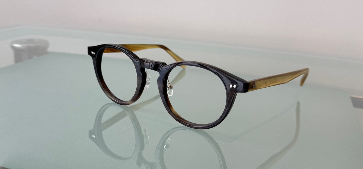 VE-411 Buffalo Horn