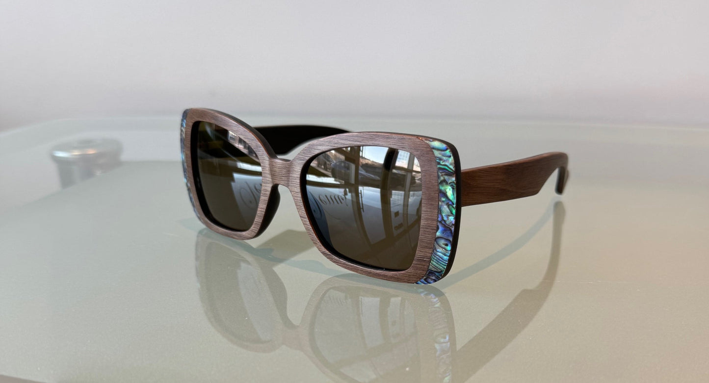 VE-281 Wood and New Zealand Abalone Seashell SUN