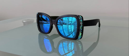 VE-281  Wood and New Zealand Abalone Seashell SUN