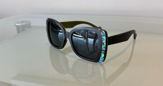 VE-281  Wood and New Zealand Abalone Seashell SUN